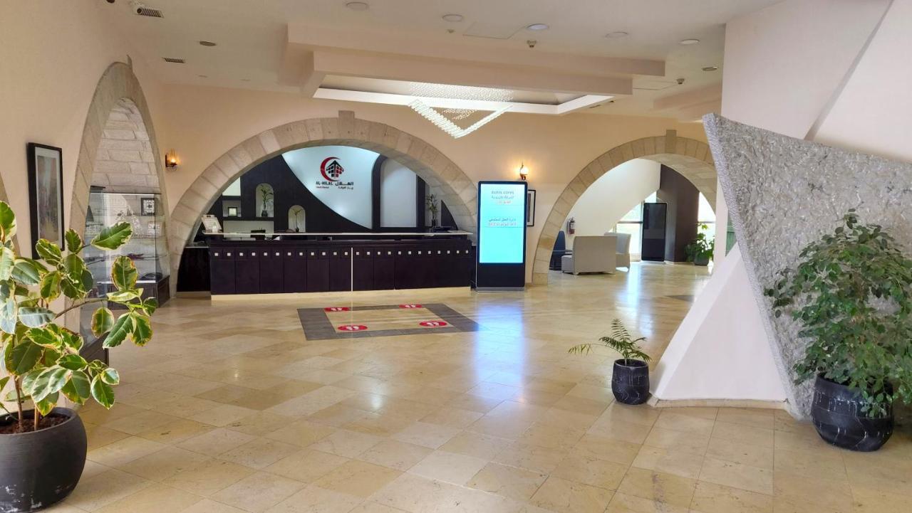 Red Crescent Guesthouse Рамалла Экстерьер фото