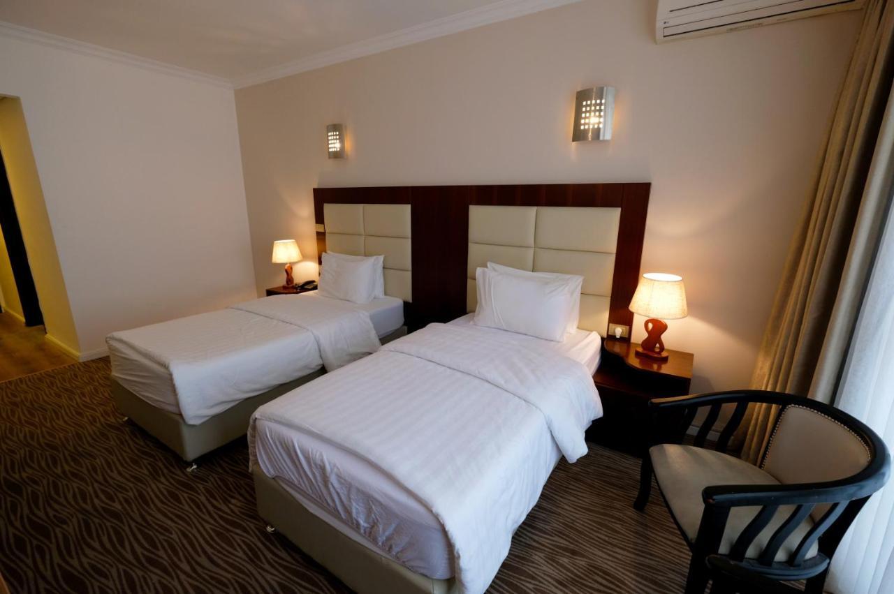 Red Crescent Guesthouse Рамалла Экстерьер фото