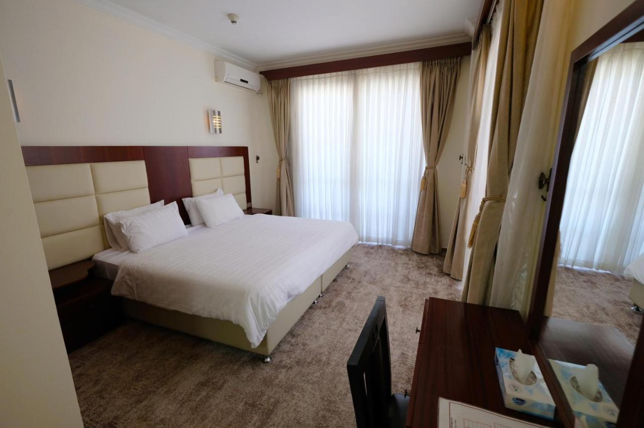 Red Crescent Guesthouse Рамалла Экстерьер фото