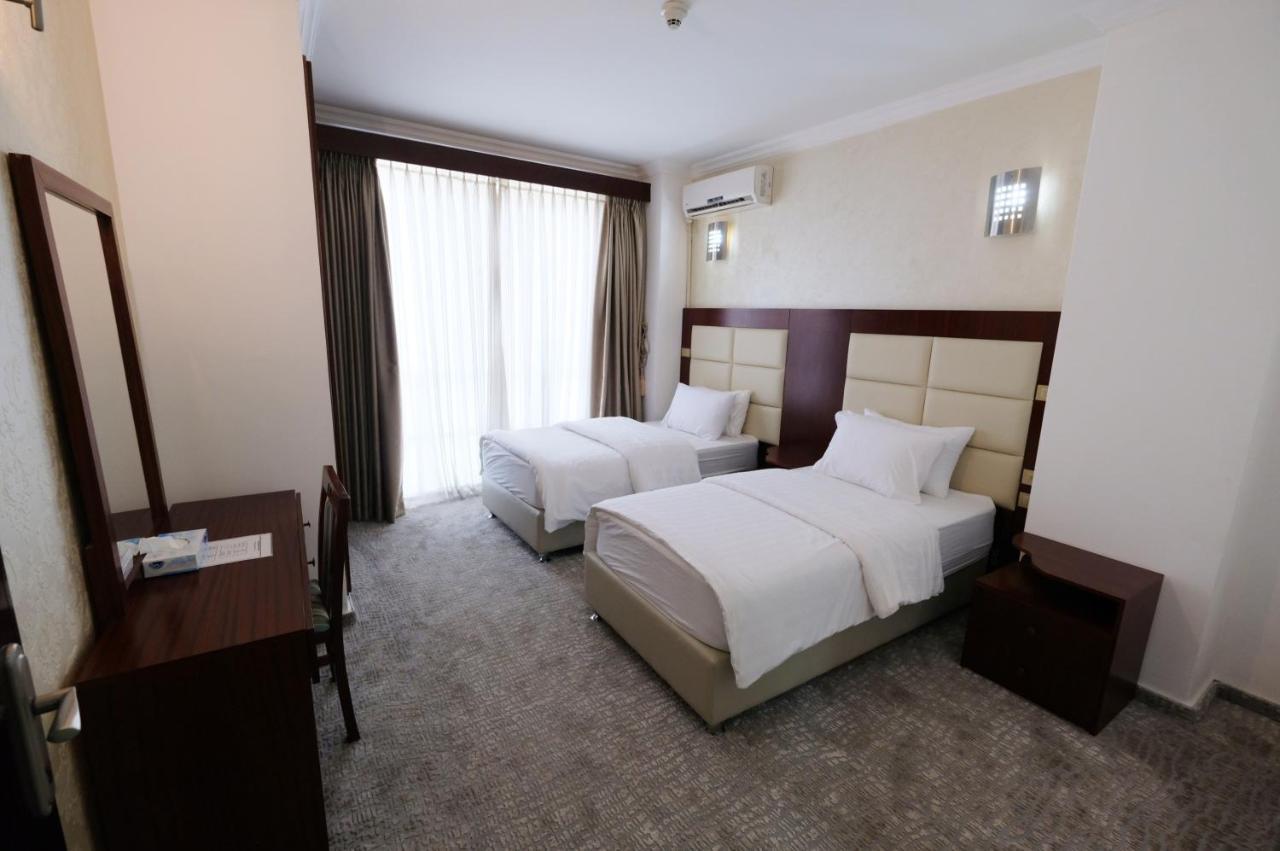 Red Crescent Guesthouse Рамалла Экстерьер фото